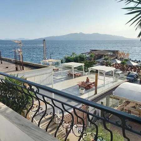 לינה וארוחת בוקר Sunset 3*