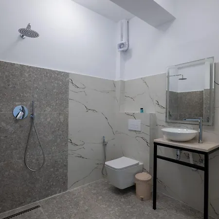 Sunset Bed & Breakfast 3*