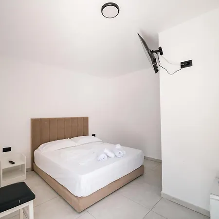 לינה וארוחת בוקר Sunset