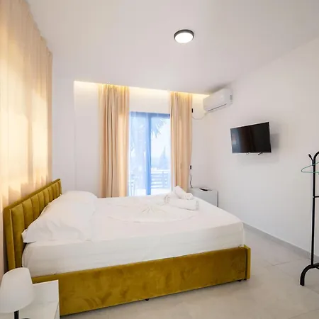 Sunset Bed & Breakfast 3*