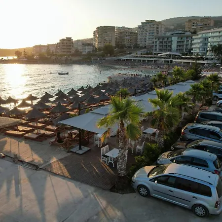 Sunset לינה וארוחת בוקר 3*