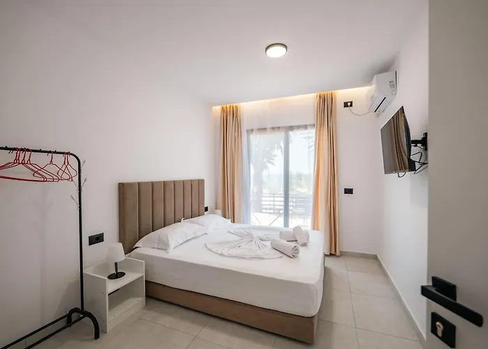 Sunset Bed and Breakfast 3*