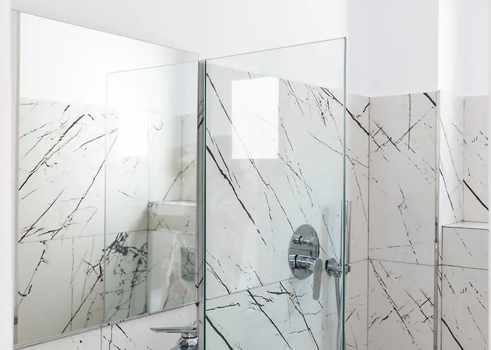 Sunset Σαράντα